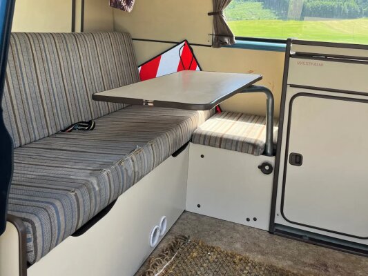 VW Bus ausgebaut: So wird aus dem Transporter ein Camper - VW Bus ausgebaut: So wird aus dem Transporter ein Camper