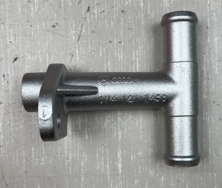 VW T4 Kühlwasserflansch Zylinderkopf
