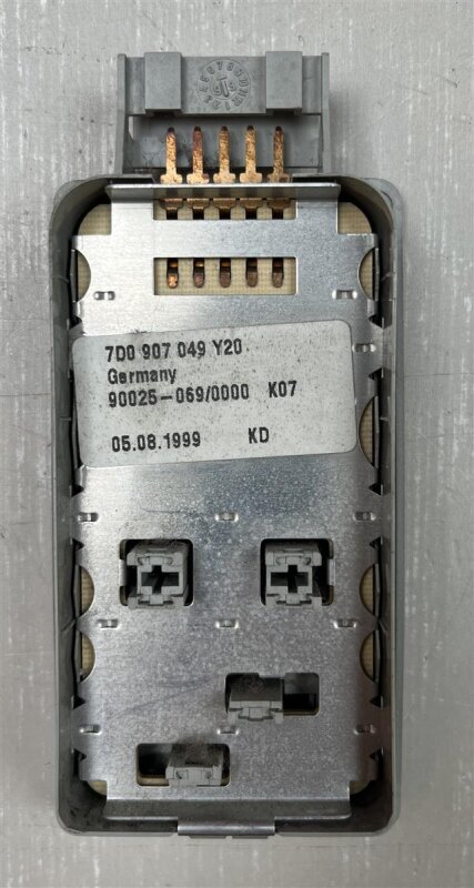 vw-t4-multivan-klimatronik-bedienteil-hinten-7d0-907-049-online-sho